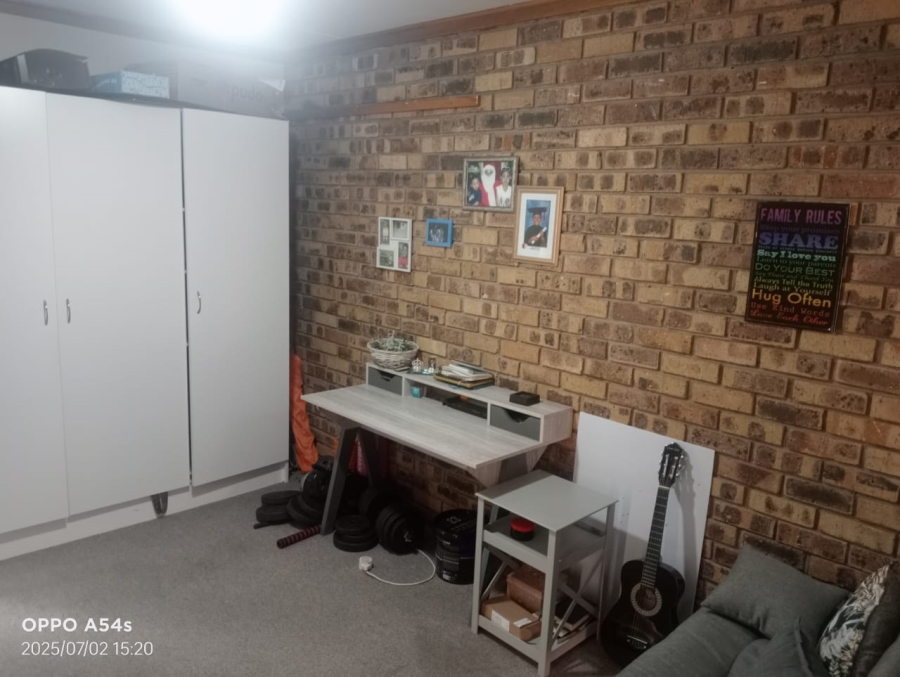 To Let 3 Bedroom Property for Rent in Hospitaalpark Free State